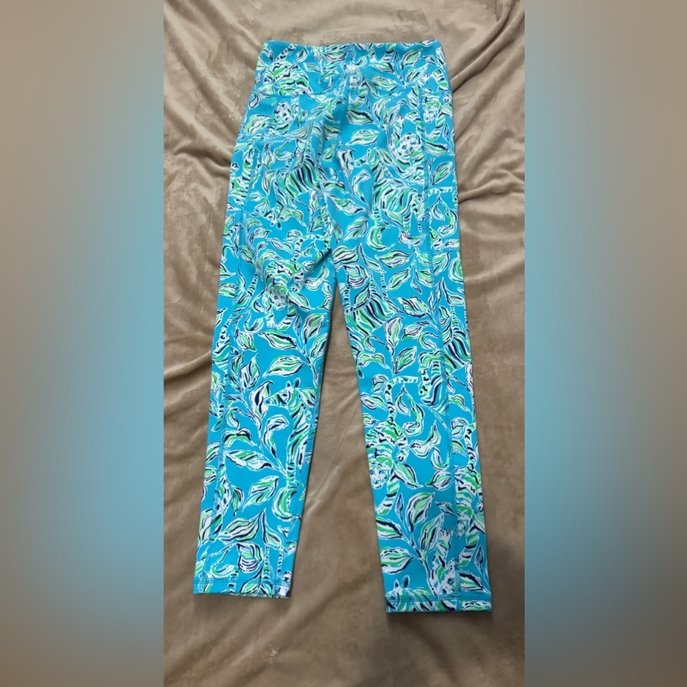 Lilly Pulitzer Luxletic White and Blue Leggings Size Small - Picture 5 of 5